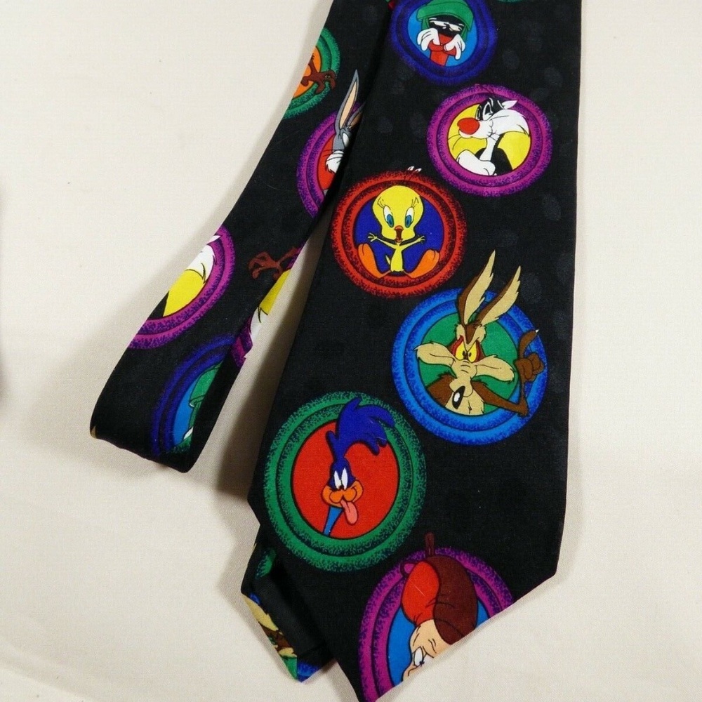 Looney Tunes Mania Black Fun Character Men's Necktie Tie 59"L
